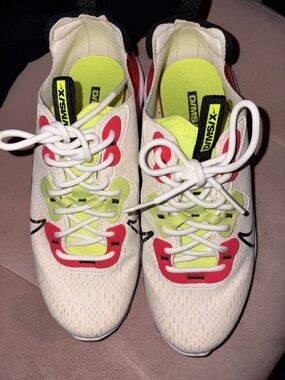 Nike Women's White Neon Yellow and Red Athletic Sneakers
